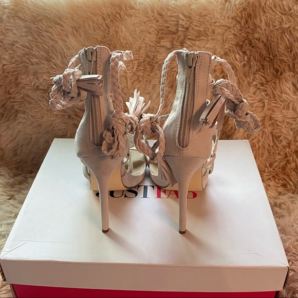 Justfab | Cream Coloured Ankle Strap-on Heels - Picture 3 of 7